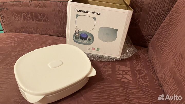 Складное зеркало для макияжа