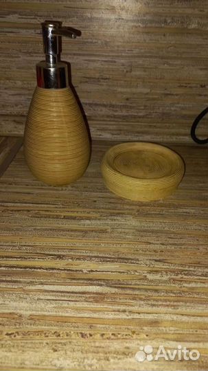 Дозатор для жидкого мыла