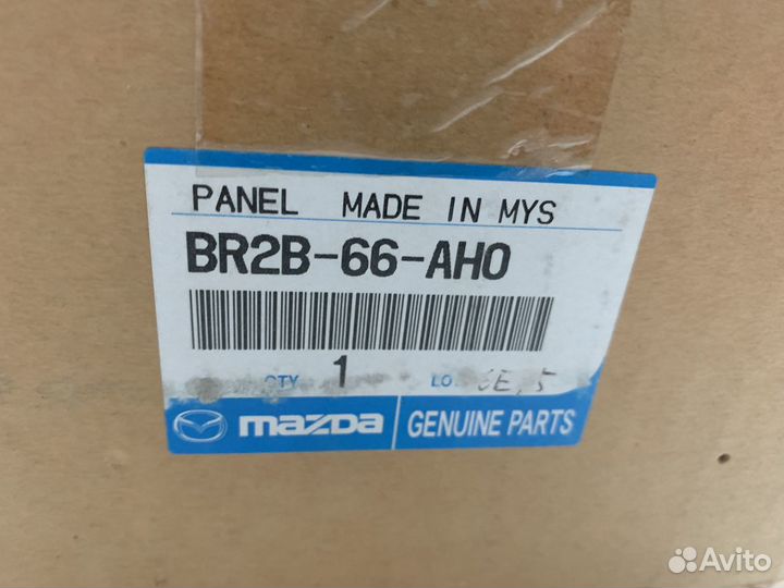 Панель магнитолы Mazda 3 BK 2002-2009 Оригинал