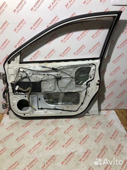Дверь боковая передняя правая Subaru Outback BR9