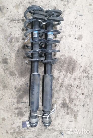 Стойка амортизатора Toyota funcargo