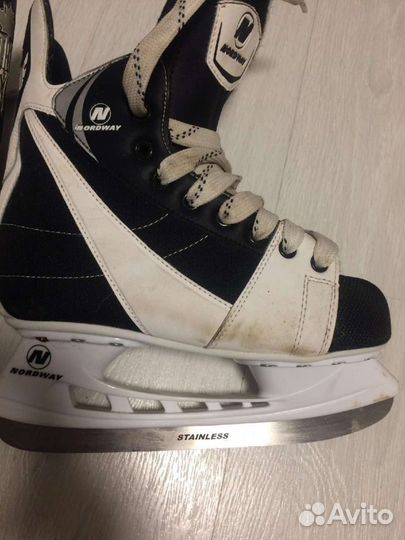 Коньки хоккейные