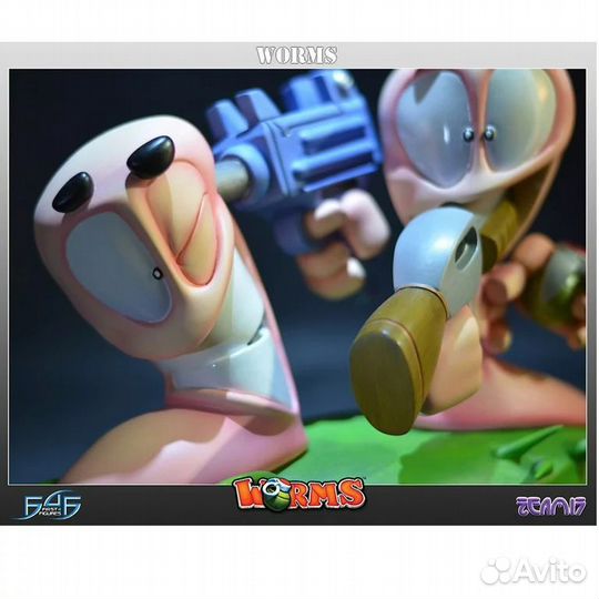 Worms фигурка от First 4 Figures Exclusive Edition