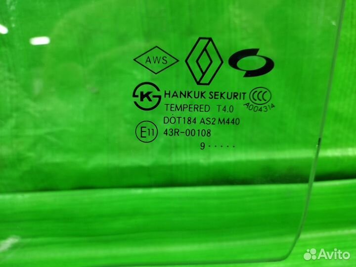 Стекло зад. лев. двери Renault Koleos 2008-2016
