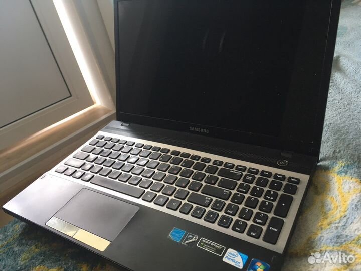Ноутбук Samsung np300v5a