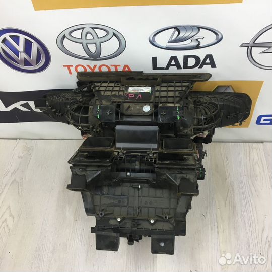 Корпус печки отопителя Renault megane 3