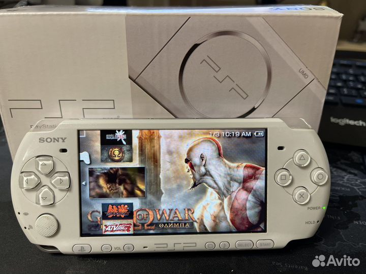 Sony Playstation PSP3000 Limitd White 150игр Новая