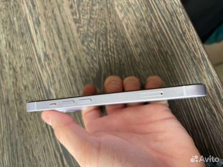 iPhone 14, 128 ГБ