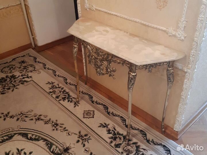 Консоль зеркало комплект. Иран