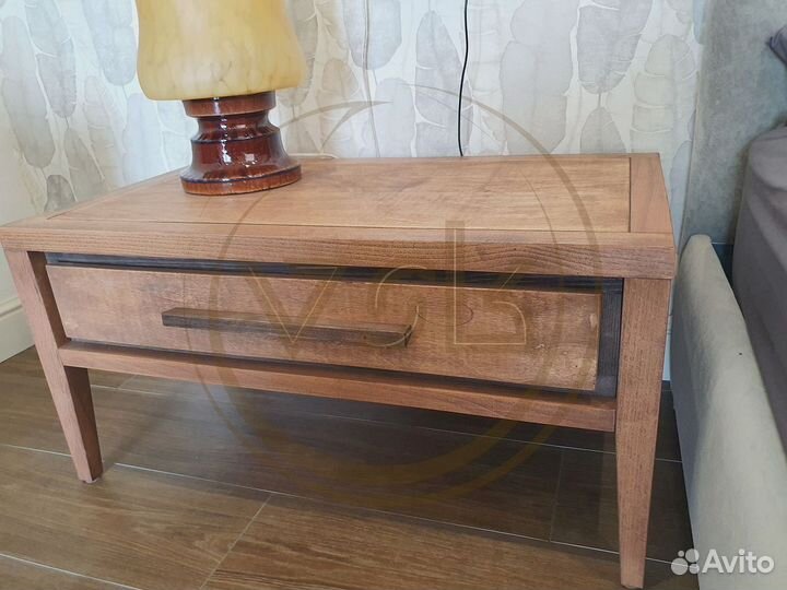 Тумба прикроватная