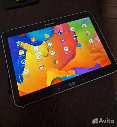 Планшет Samsung Galaxy Tab 4 10.1