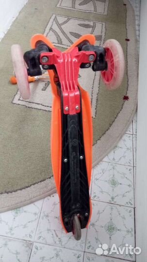 Самокат детский трехколесный