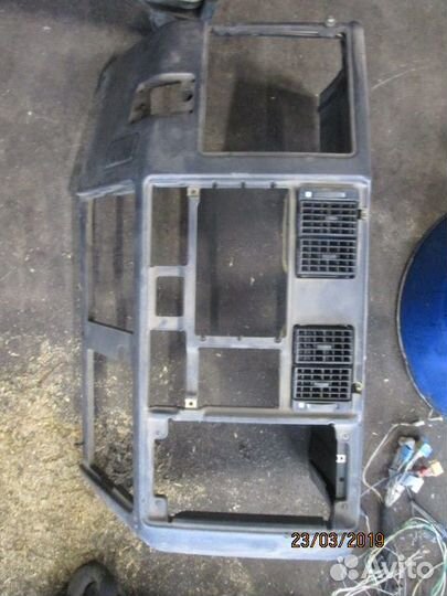 Накладка торпедо MAN 81617015162