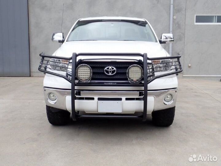 Бампер передний Toyota Tundra UCK51L 2UZ-FE 2007Г