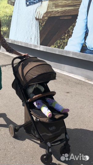 Прогулочная коляска