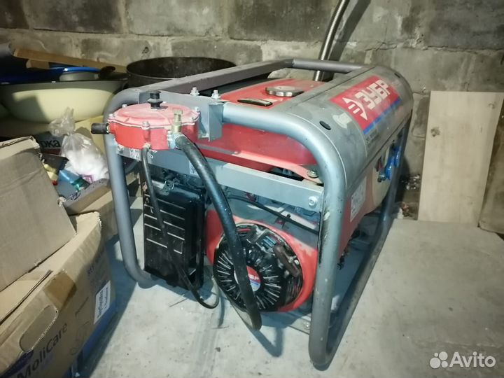 Газовый Бензиновый генератор Зубр зэсг 5500