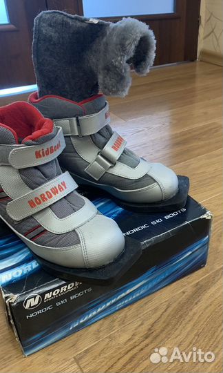Лыжные ботинки 33размер