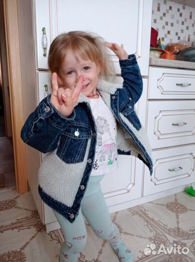 Куртка демисезонная для девочки