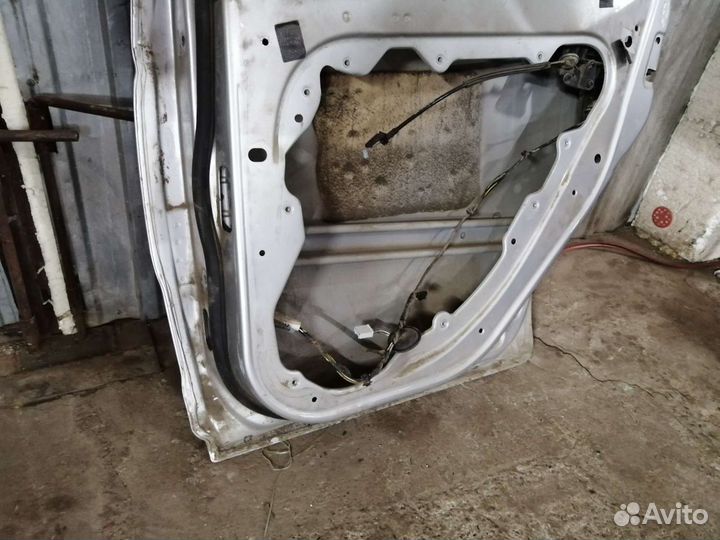 Дверь задняя правая Ford C-Max 2003-2010