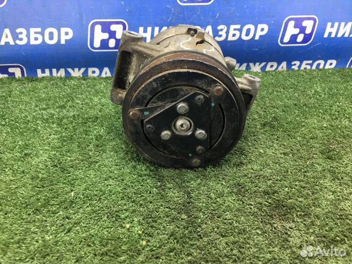 Компрессор кондиционера Nissan Qashqai J10