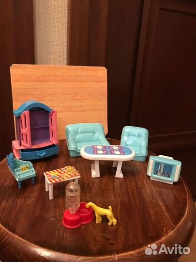 Мебель для кукол 7 предметов + пол + мелочи