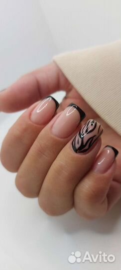 Маникюр и педикюр, наращивание ногтей