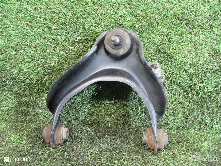 Рычаг на honda accord CF3 F18B