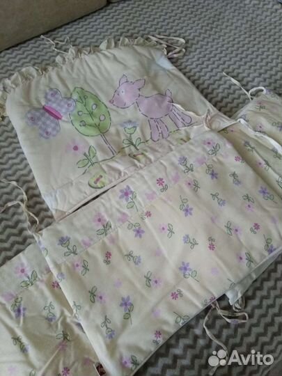 Бортики в детскую кроватку