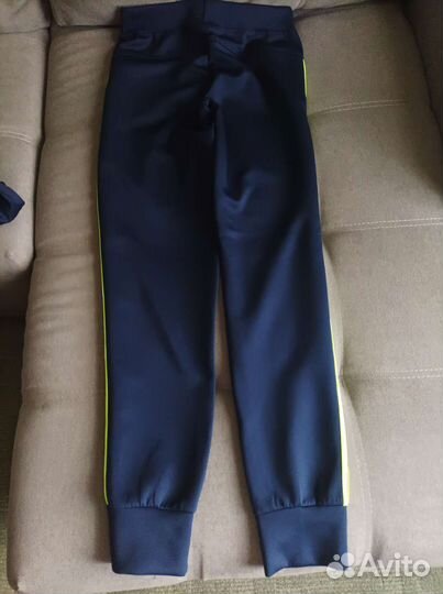 Спортивный костюм новый