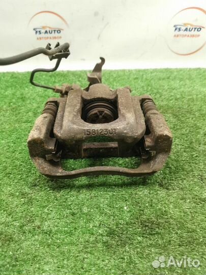 Суппорт тормозной задний правый Dodge Journey 2.4