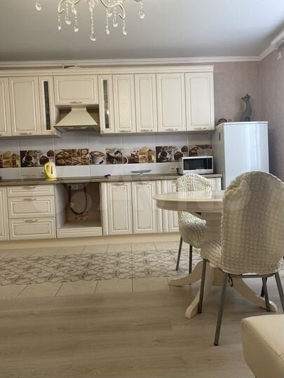 3-к. квартира, 90,9 м², 14/17 эт.