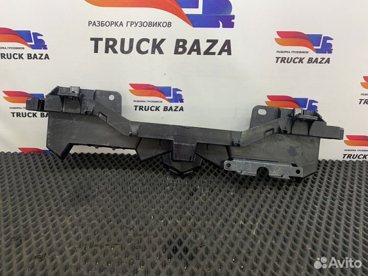 Кронштейн торпедо нижний Renault T