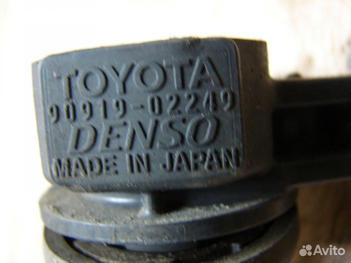 Катушка зажигания Lexus lx470 2005г