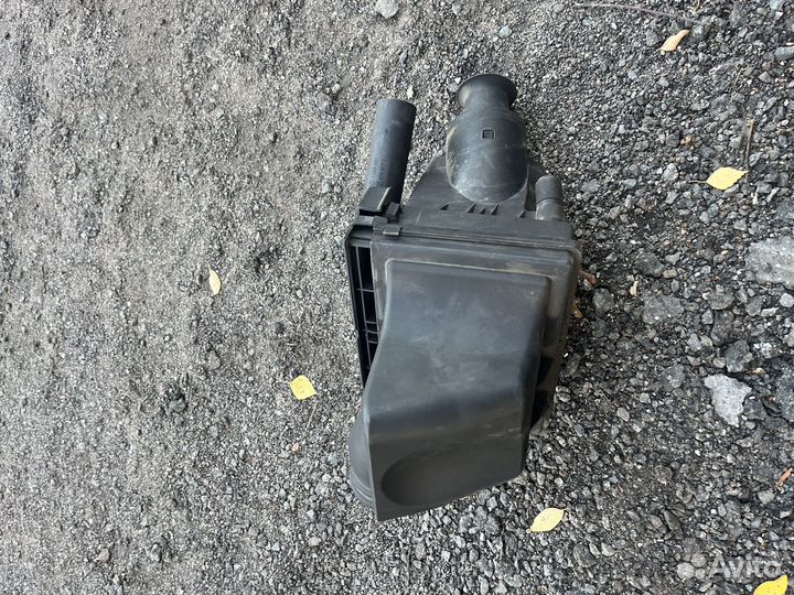 Корпус воздушного фильтра bmw 5 e39