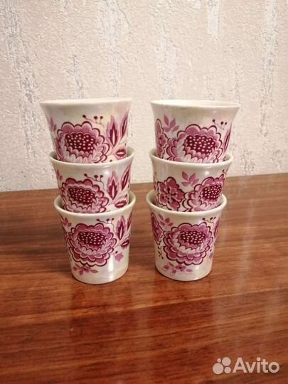 Стопки, рюмки, тарелка, ваза, кофейные чашки