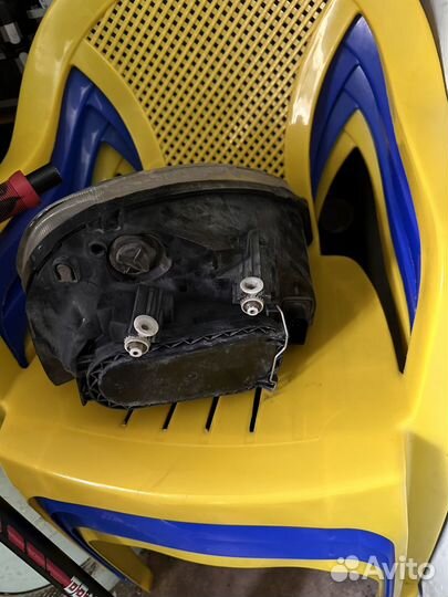 Передние фары на priora левый