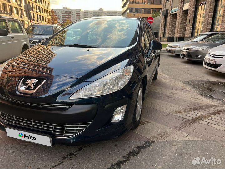 Peugeot 308, 2010
