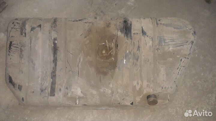 Бензобак 2109