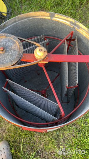 Медогонка 3 рамочная