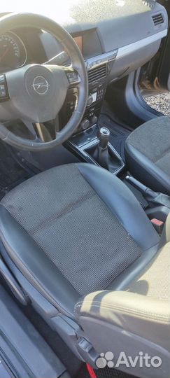 Opel Astra GTC 1.8 МТ, 2008, 335 000 км