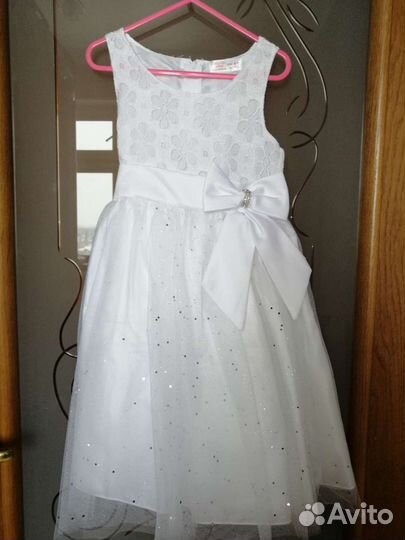 Платье праздничное для девочки