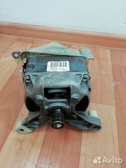 Двигататель стиральной машины Вирпул