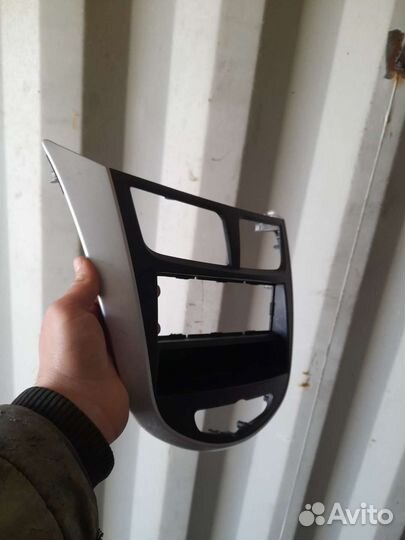 Рамка магнитолы solaris