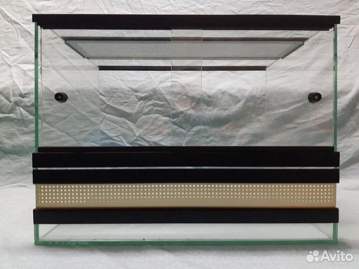 Террариум горизонтальный 80х50х40 для рептилий