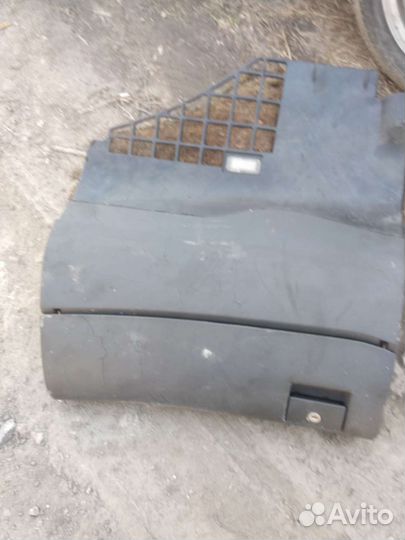 Бардачок Audi A4b5 пассажирский