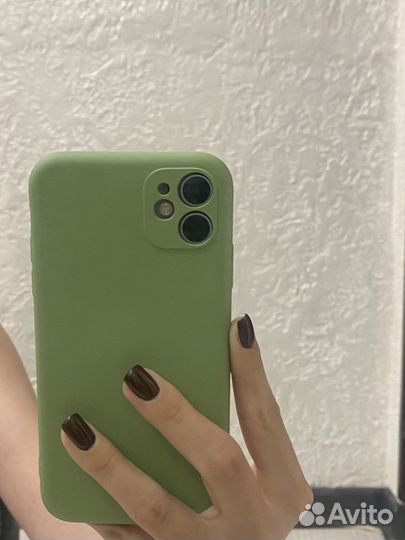 Чехлы на iPhone 11