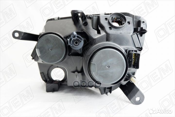 Фара правая Renault Duster 1 2015-2020 OEM0100F
