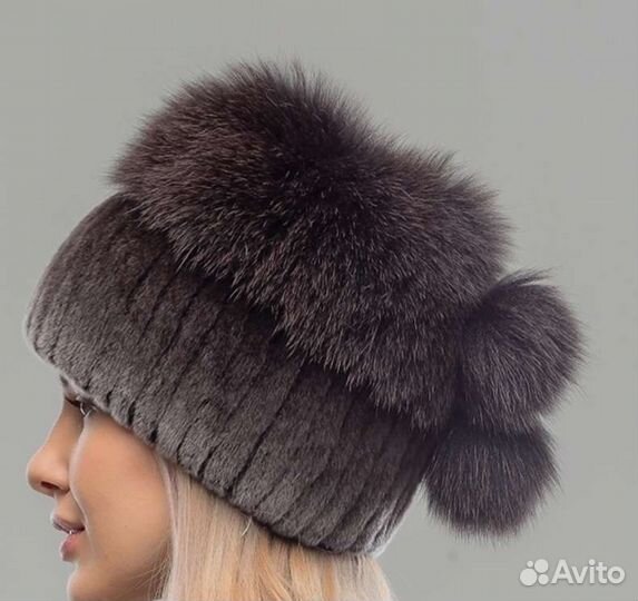Шапка из натурального меха новая