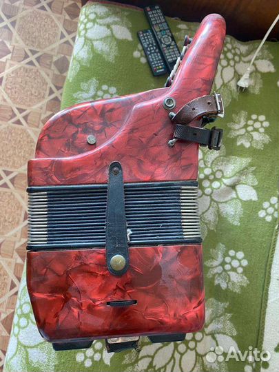 Баян пятирядный