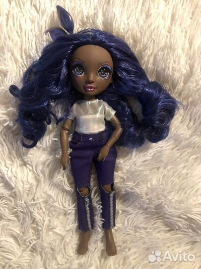 Кукла Rainbow High Fashion Кристал Бэйли